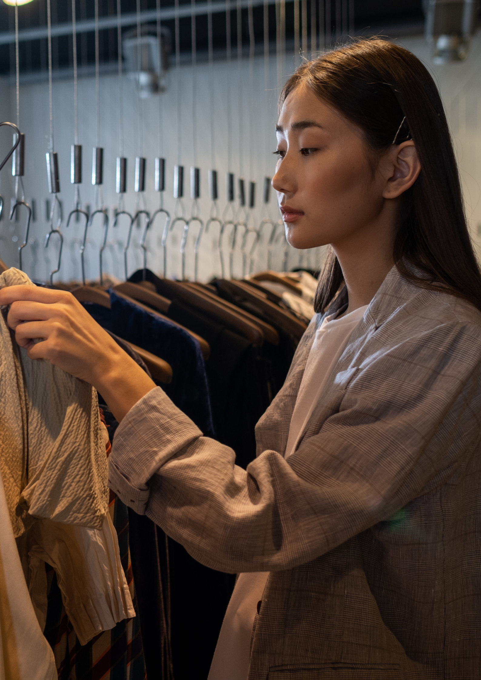 Building a Capsule Wardrobe: Key Pieces to Master This Spring