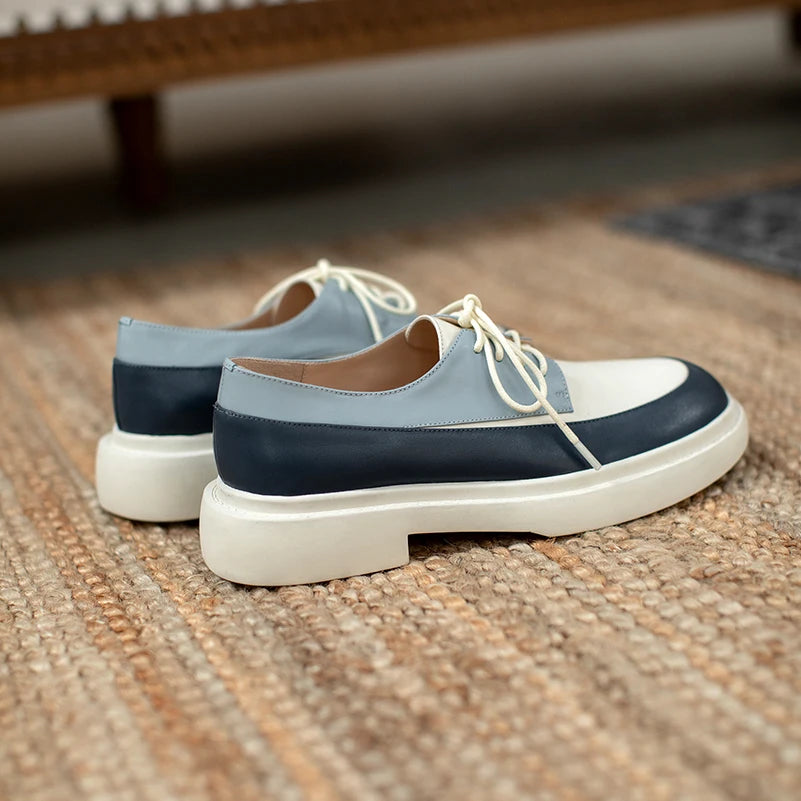 Two-Tone Leather Lace-Up Brogues – Modern Oxford Style