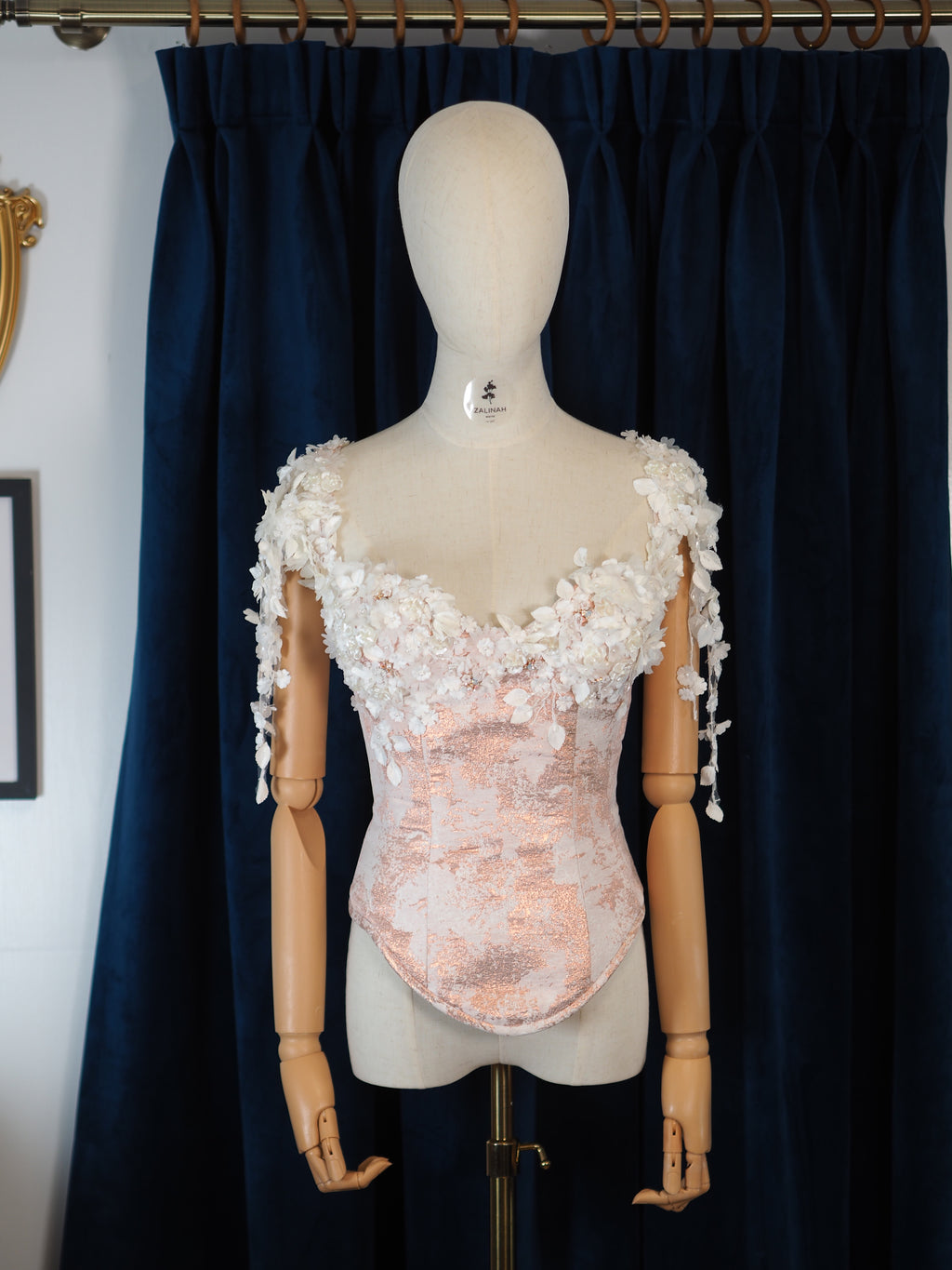 Rose Gold Metallic Jacquard Corset & Pleated Skirt Coord – Embellished 3D Floral Bustier