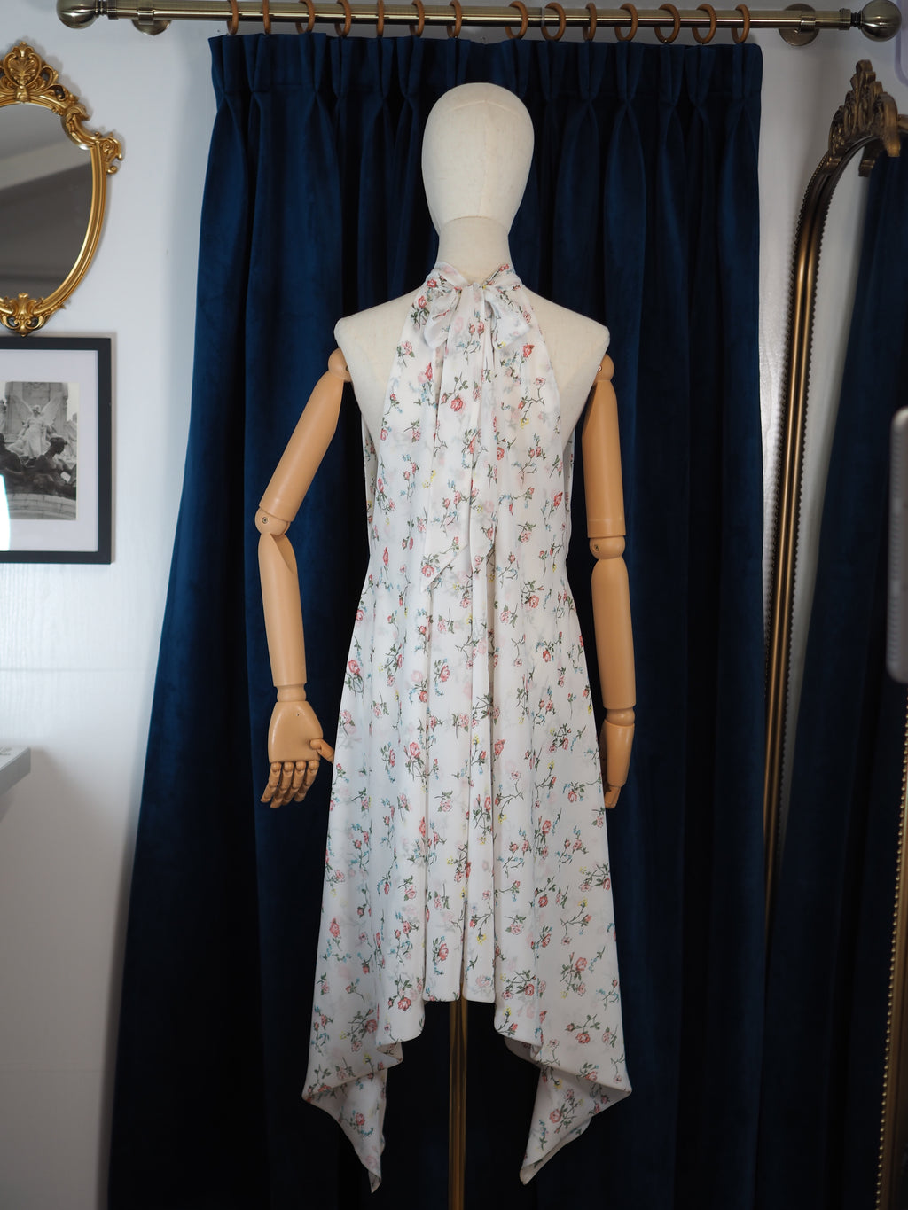 Printed Halterneck Sleeveless Chiffon Dress Asymmetric Hem