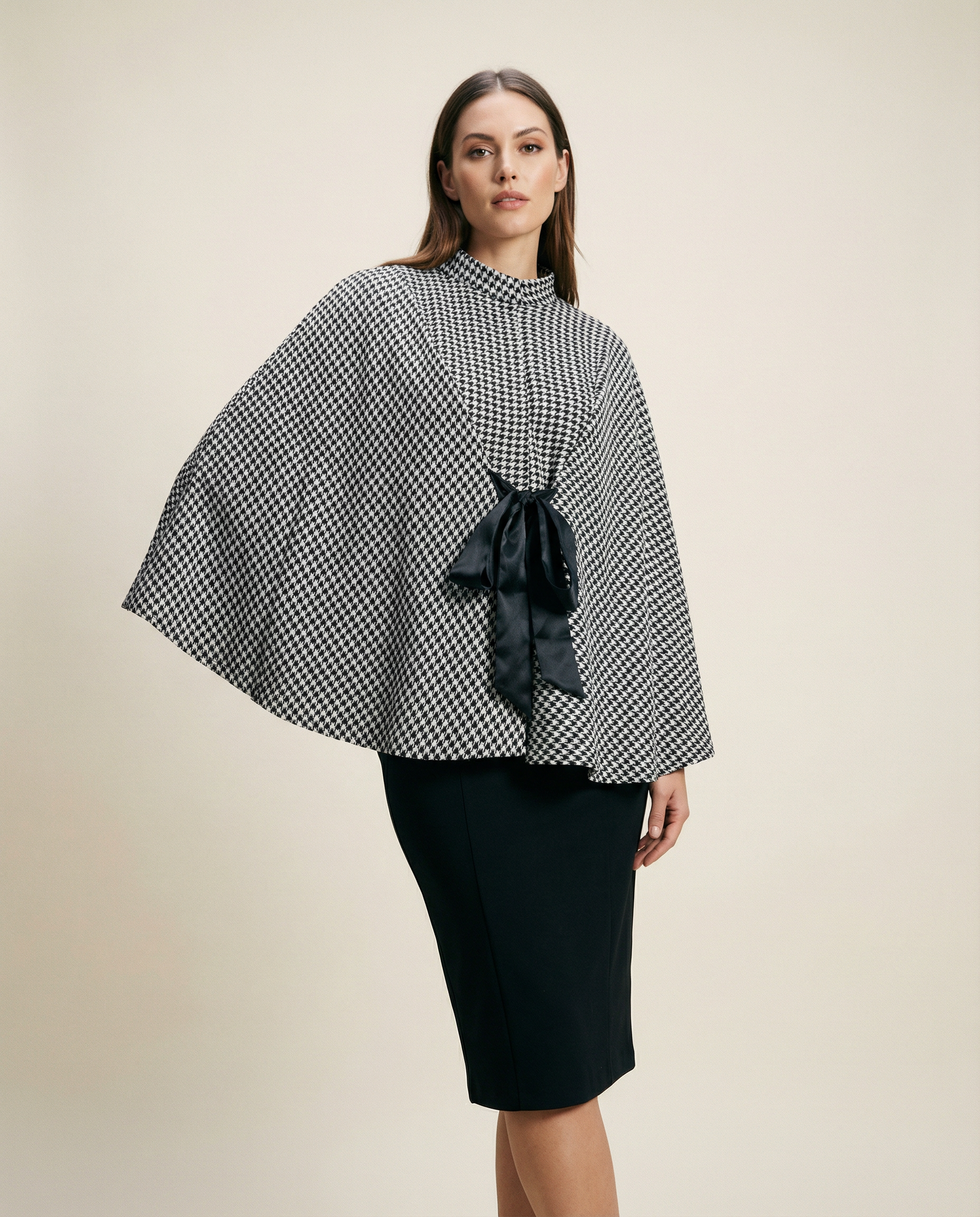 Houndtooth Cape Coat with Contrast Ties